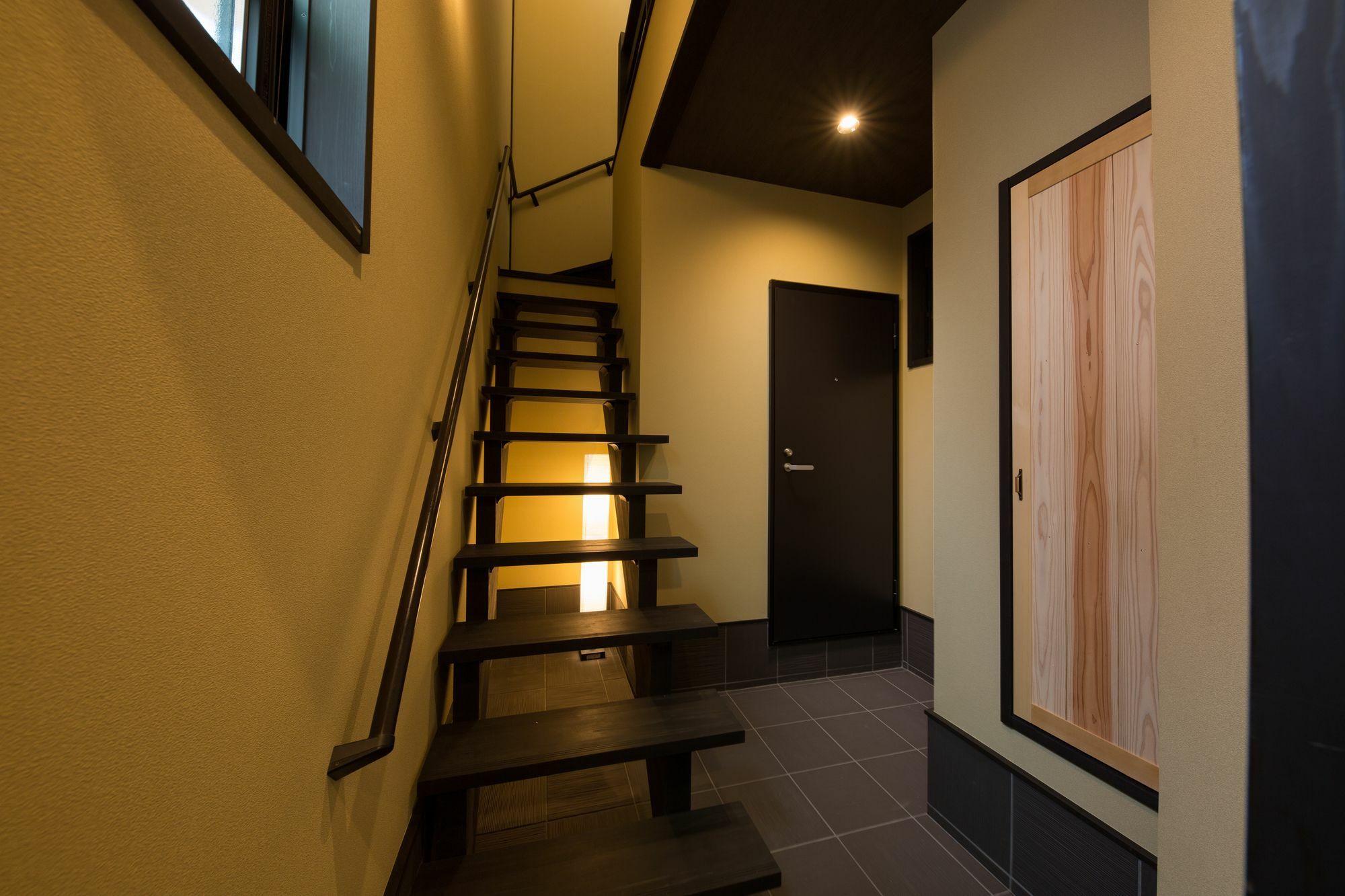 Tsumugi Takakura Tsudurayacho Apartment